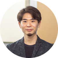 企業代表者顔写真