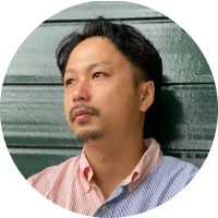 企業代表者顔写真