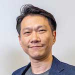 企業代表者顔写真