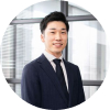 企業代表者顔写真