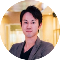 企業代表者顔写真