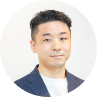 企業代表者顔写真